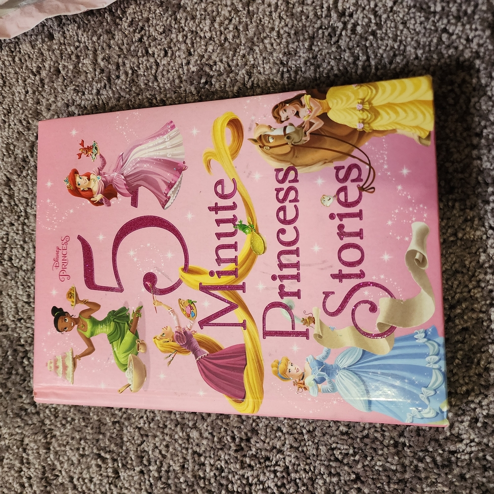 Disney Princess 5 Minute Stories Book
